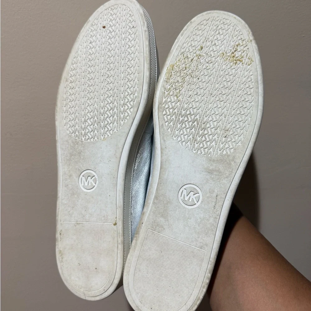 Michael Kors Loafers‎ Size 9 Leather Silver Metallic Callahan Moccasins U